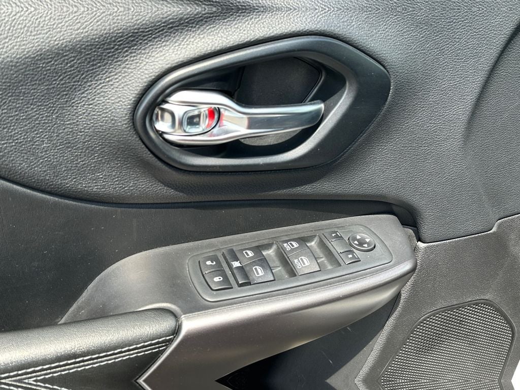 2020 Jeep Cherokee Latitude Plus POWER & HEATED DOOR MIRRORS / COST EFFECTIVE