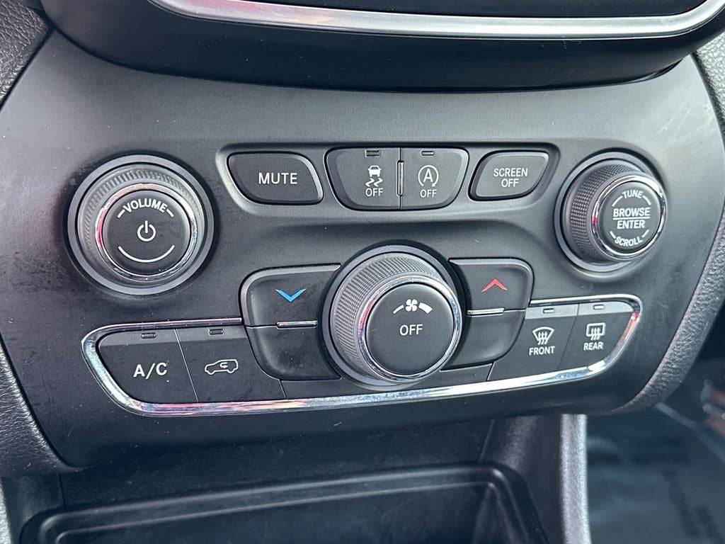 2020 Jeep Cherokee Latitude Plus POWER & HEATED DOOR MIRRORS / COST EFFECTIVE