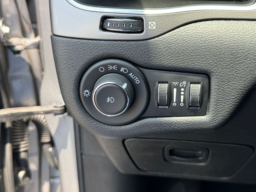 2020 Jeep Cherokee Latitude Plus POWER & HEATED DOOR MIRRORS