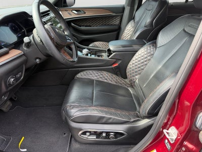 2022 Jeep Grand Cherokee Summit