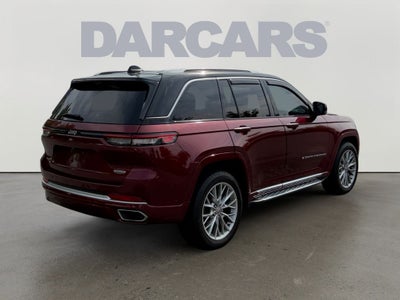 2022 Jeep Grand Cherokee Summit