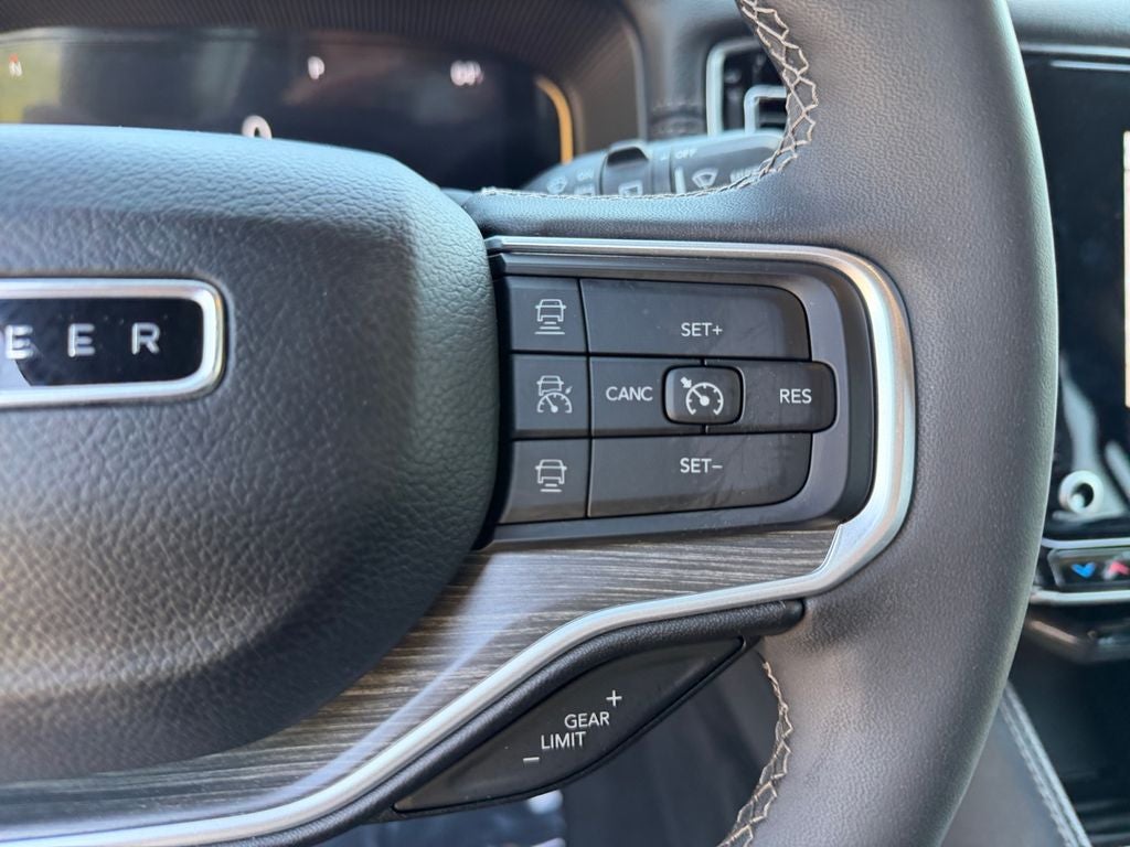 2024 Jeep Wagoneer L Series II 4X4