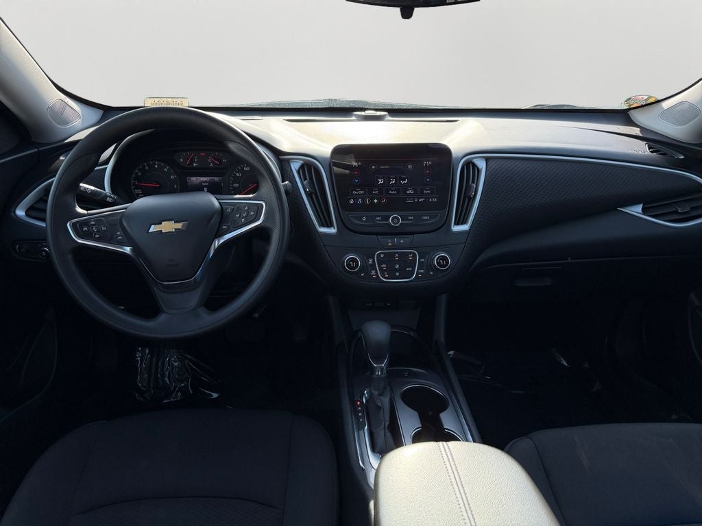 2024 Chevrolet Malibu LT 1 OWNER / CLEAN CARFAX