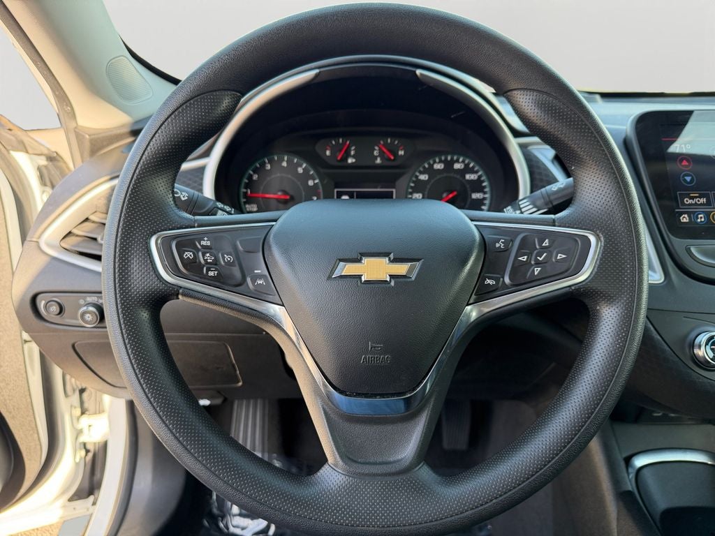 2024 Chevrolet Malibu LT 1 OWNER / CLEAN CARFAX