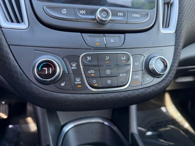 2024 Chevrolet Malibu LT 1 OWNER / CLEAN CARFAX