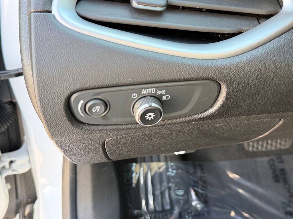 2024 Chevrolet Malibu LT 1 OWNER / CLEAN CARFAX