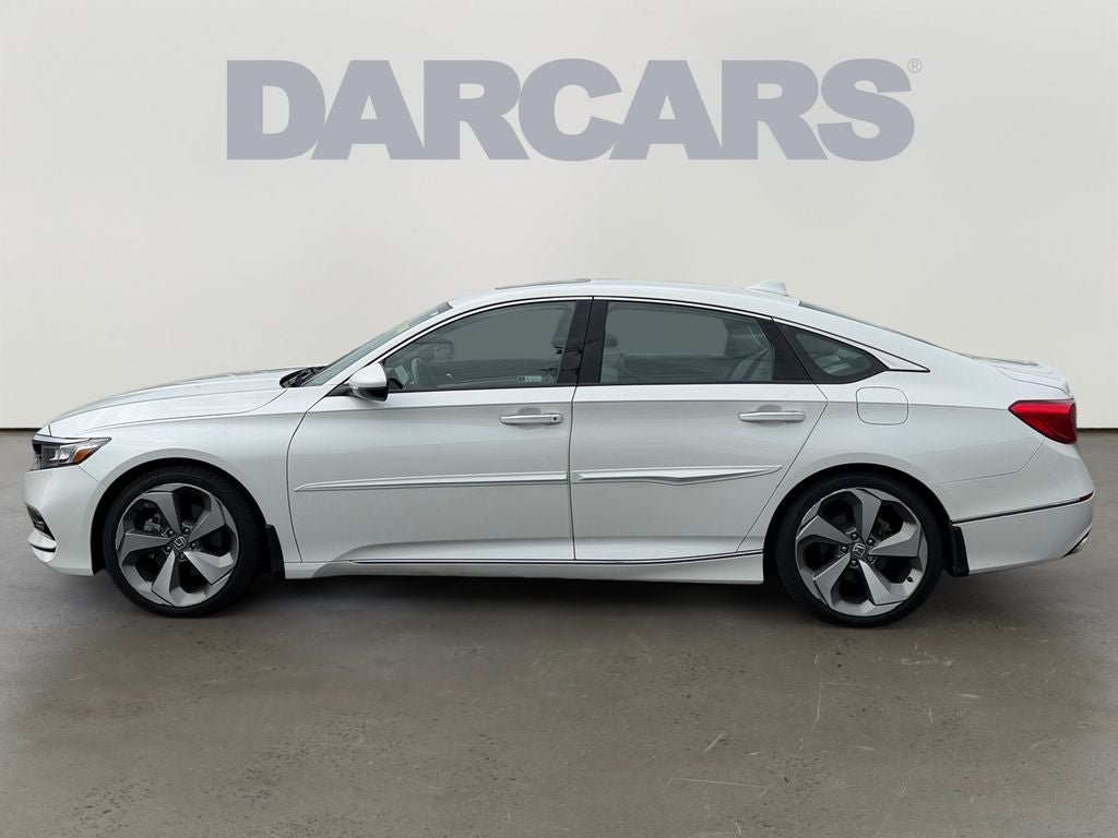 2019 Honda Accord Touring 2.0T CLEAN CARFAX 1 OWNER