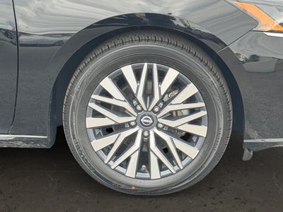 2024 Nissan Altima 2.5 SV CLEAN CARFAX / 1 OWNER