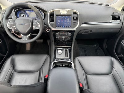 2023 Chrysler 300 Touring