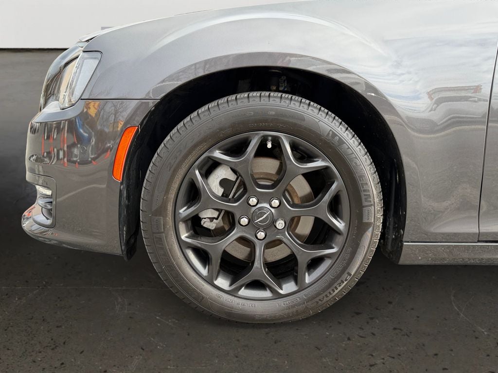 2023 Chrysler 300 Touring