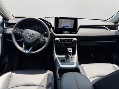 2024 Toyota RAV4 XLE Premium HEATED SEATS / POWER MOONROOF
