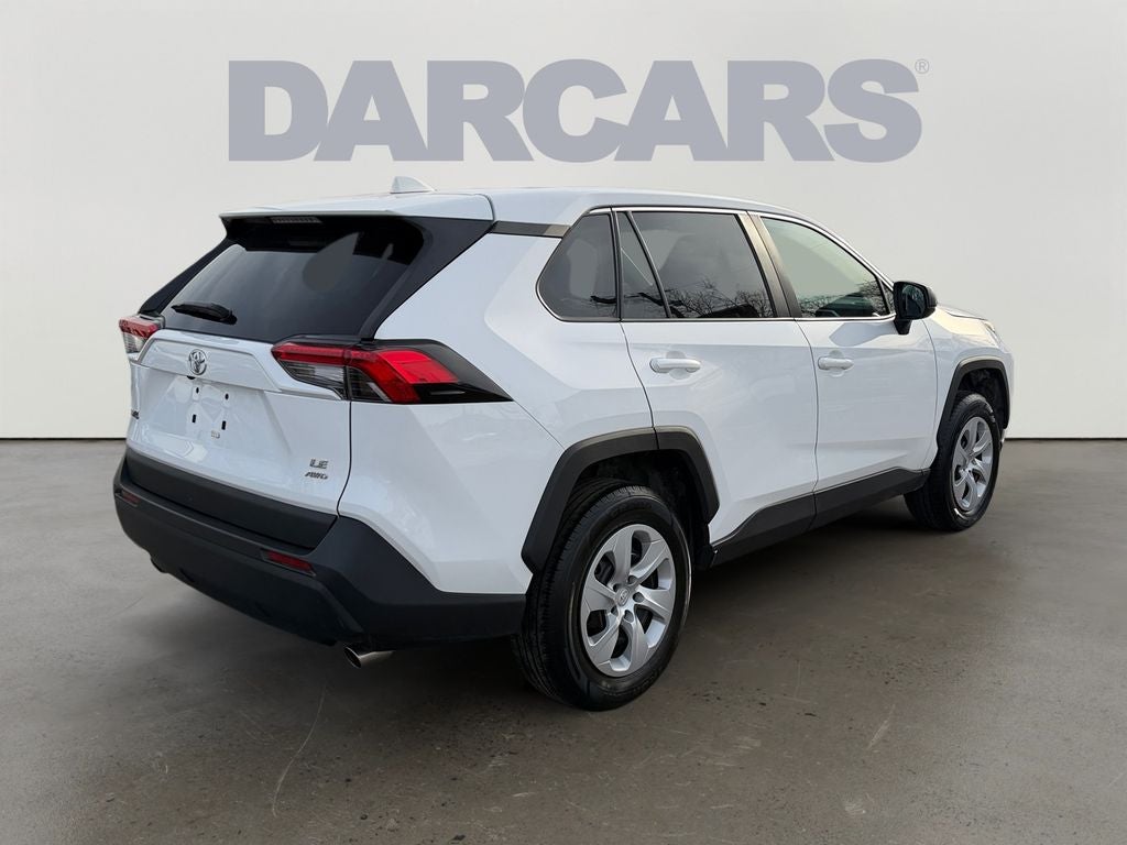 2024 Toyota RAV4 LE