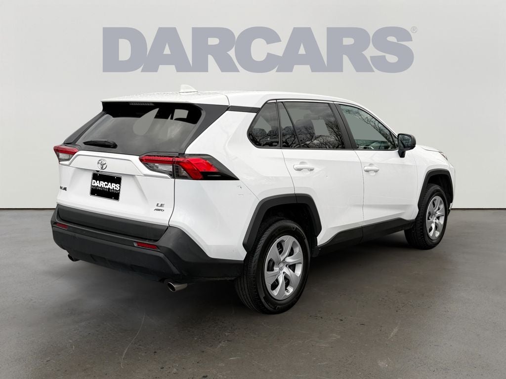 2024 Toyota RAV4 LE