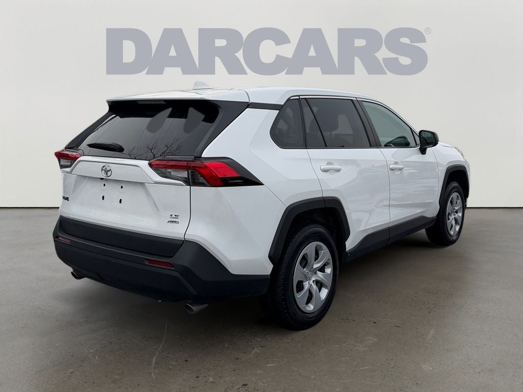 2024 Toyota RAV4 LE