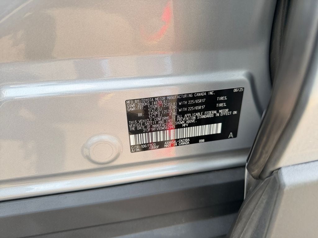 2025 Toyota RAV4 LE