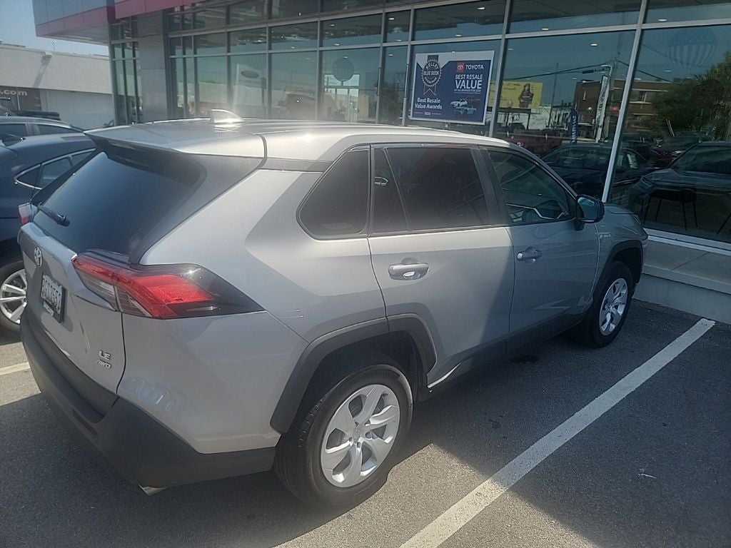 2025 Toyota RAV4 LE