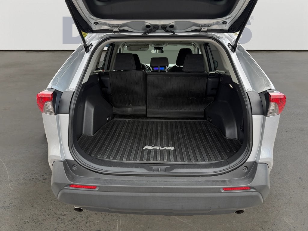 2025 Toyota RAV4 14