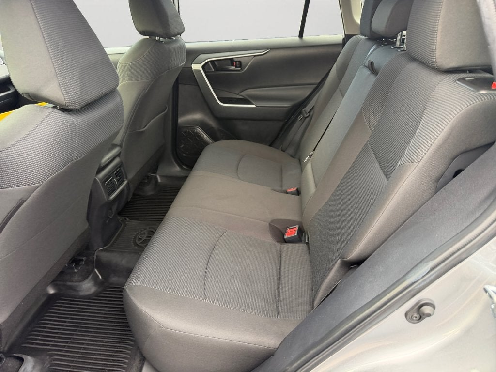 2025 Toyota RAV4 15