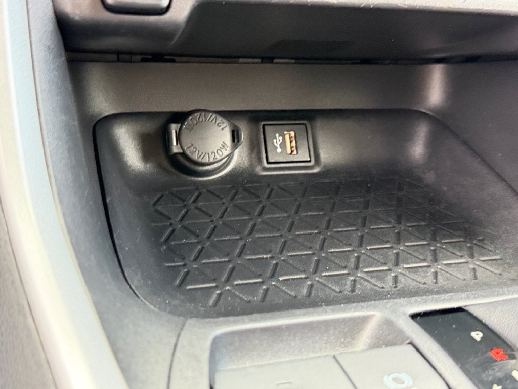 2025 Toyota RAV4 26