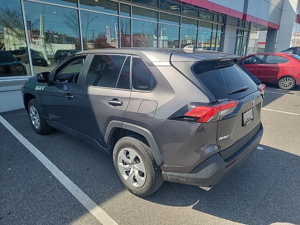 2022 Toyota RAV4 LE