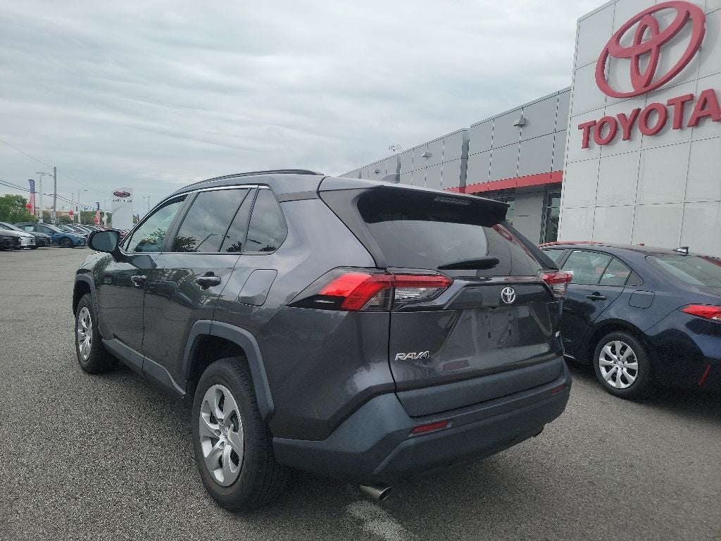 2021 Toyota RAV4 LE