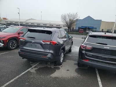 2025 Toyota RAV4 LE
