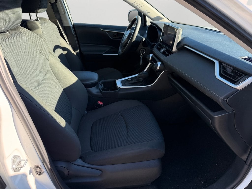 2025 Toyota RAV4 Hybrid LE AWD