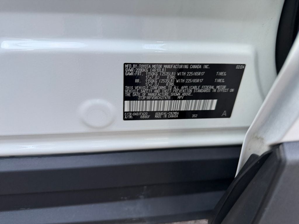 2024 Toyota RAV4 XLE