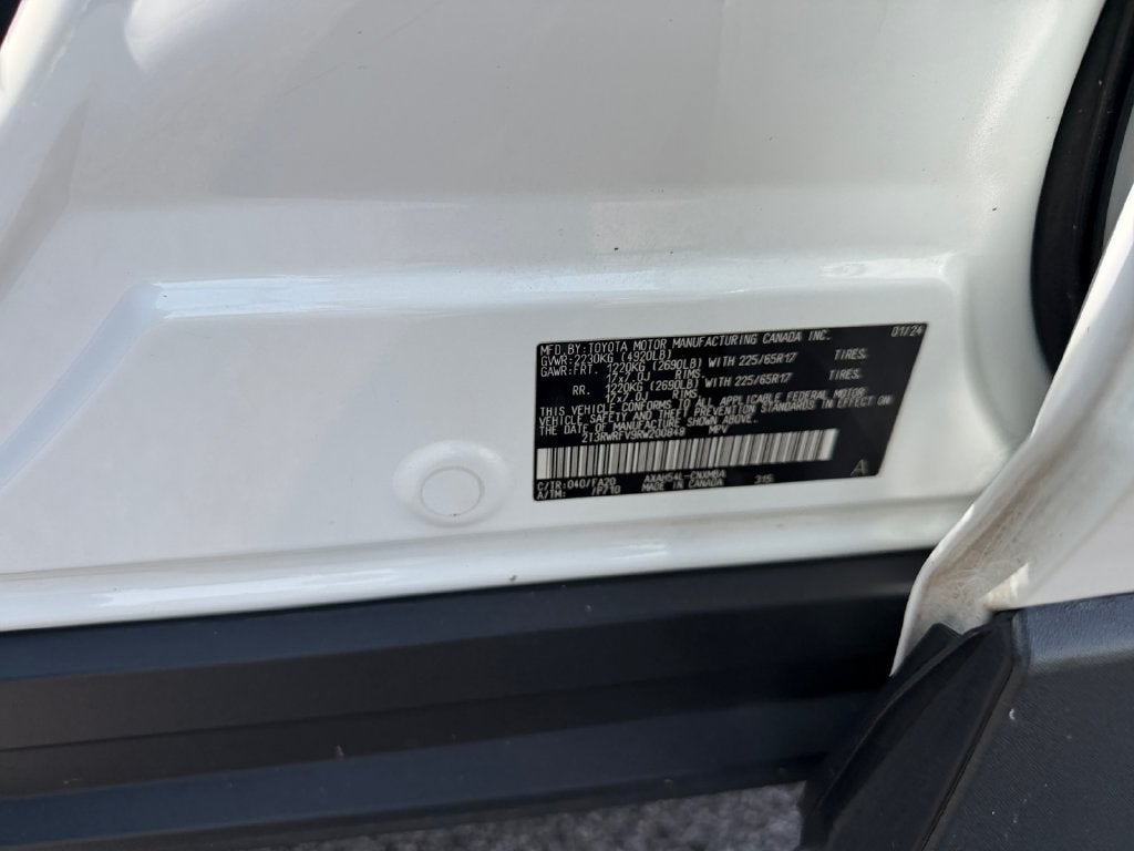 2024 Toyota RAV4 Hybrid XLE