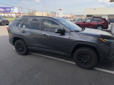 2023 Toyota RAV4 XLE