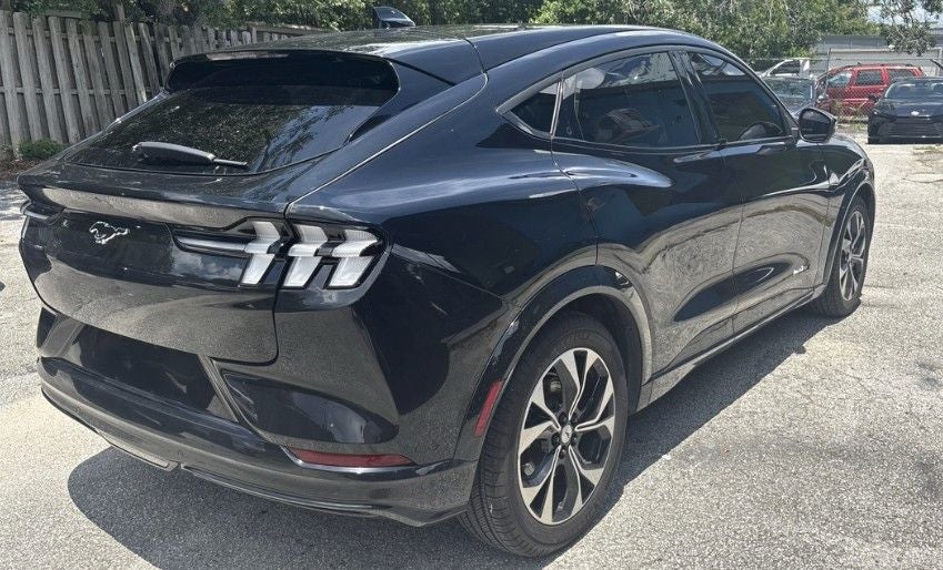 2022 Ford Mustang Mach-E Premium 1 OWNER / CLEAN CARFAX