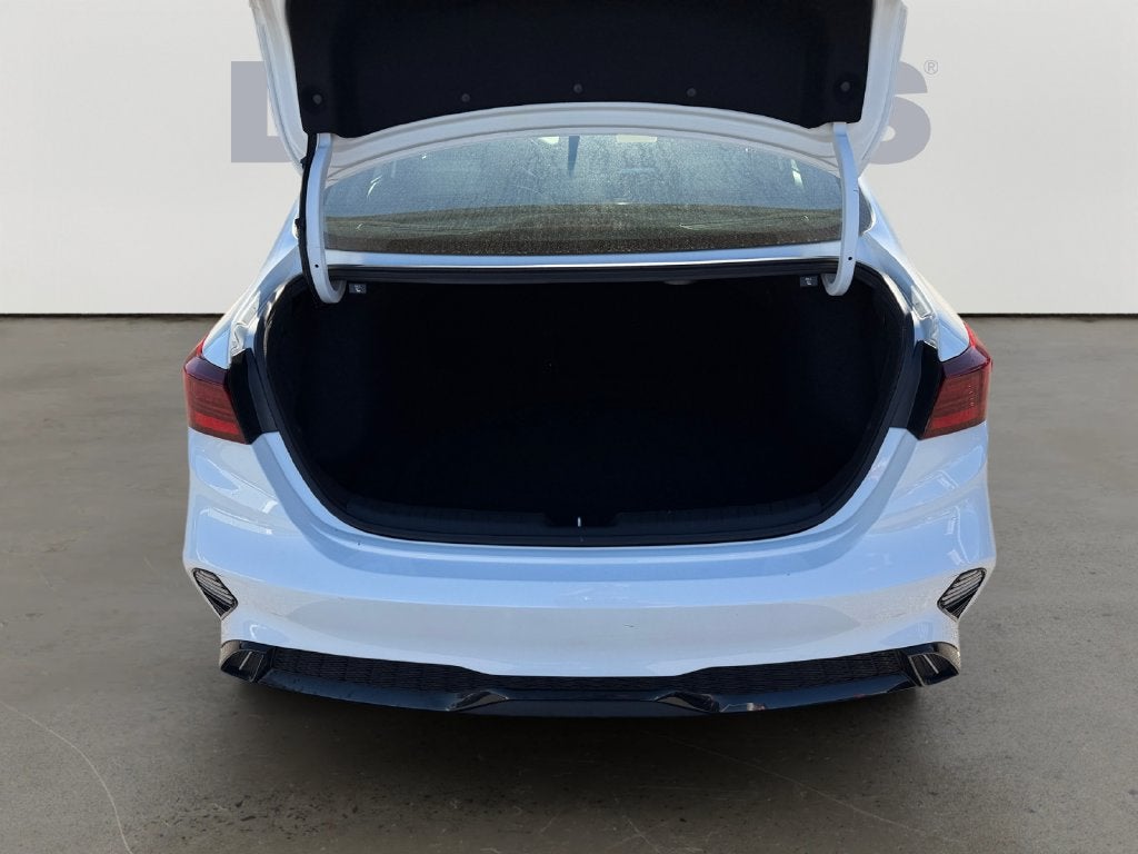 2023 Kia Forte GT-Line w/Sun Roof