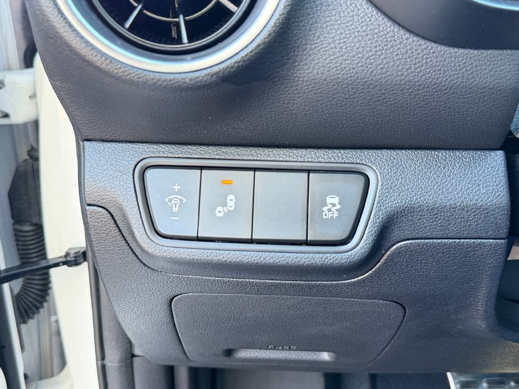 2023 Kia Forte GT-Line w/Sun Roof