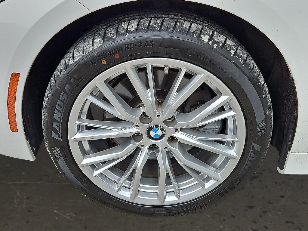 2023 BMW 3 Series 330i xDrive