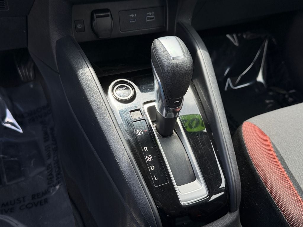 2024 Nissan Versa 1.6 SR