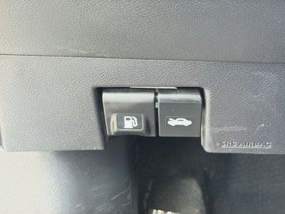 2024 Nissan Versa 1.6 SR