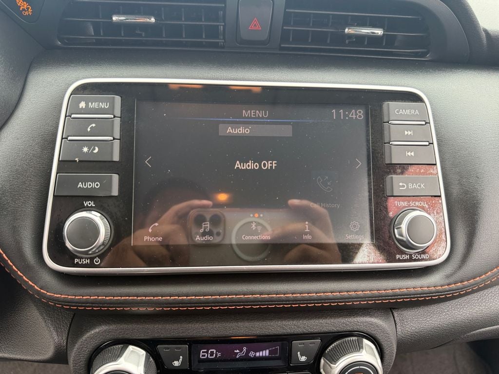 2020 Nissan Kicks SR