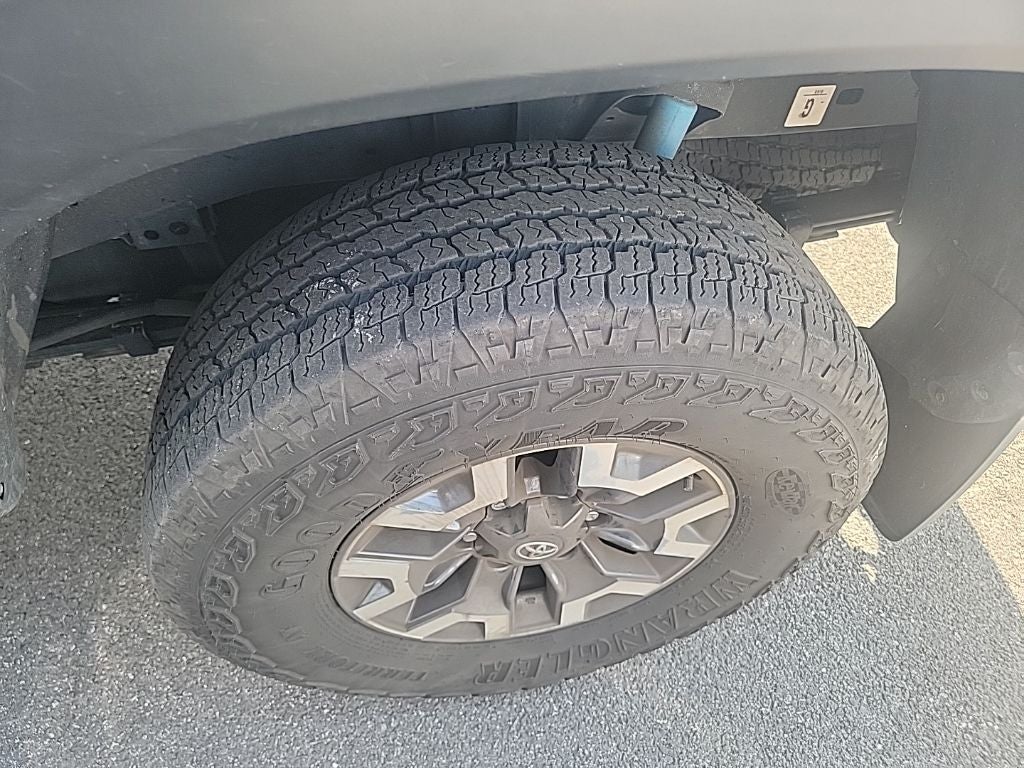 2023 Toyota Tacoma TRD Off-Road V6