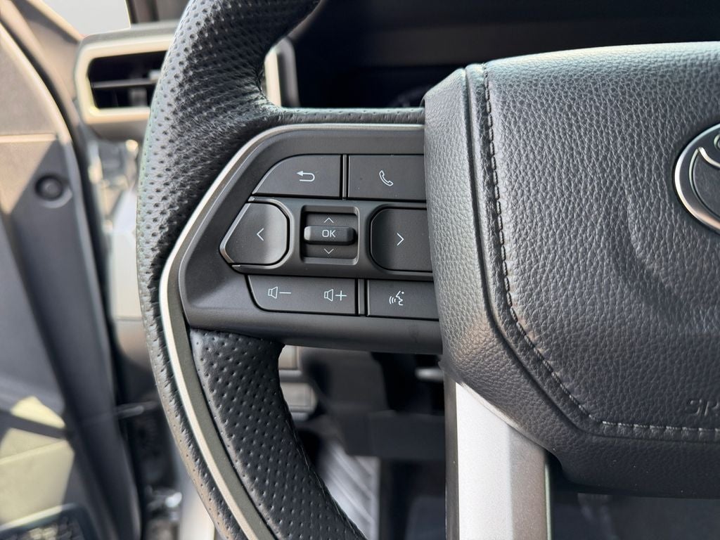 2024 Toyota Tacoma TRD Off-Road 1 OWNER / CLEAN CARFAX