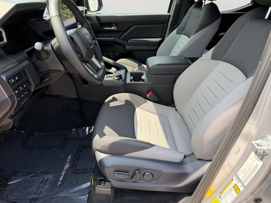 2024 Toyota Tacoma TRD Off-Road 1 OWNER / CLEAN CARFAX