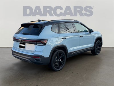 2025 Volkswagen Taos 1.5T SE Black Low Miles