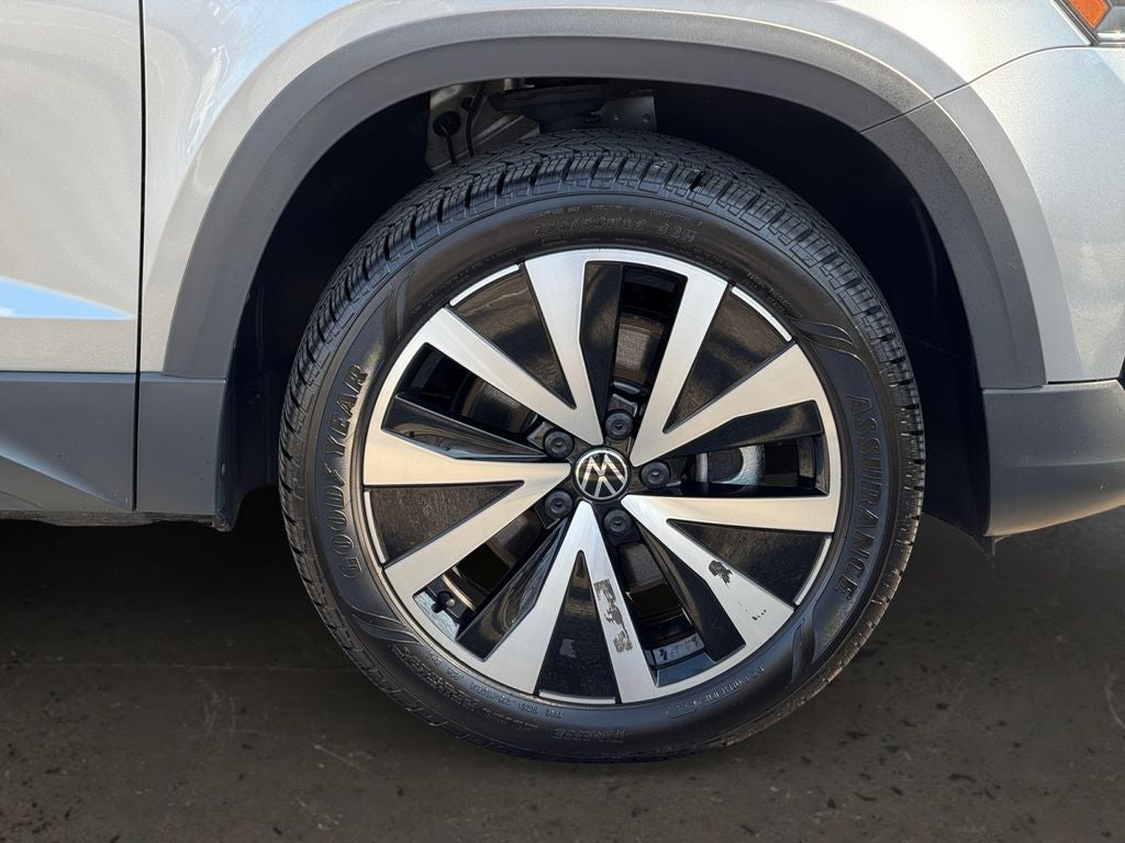 2024 Volkswagen Taos 1.5T SE