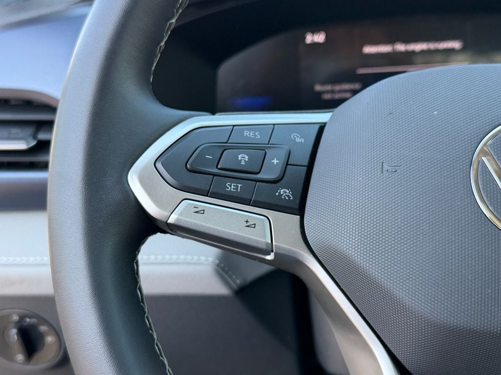 2024 Volkswagen Taos 1.5T SE