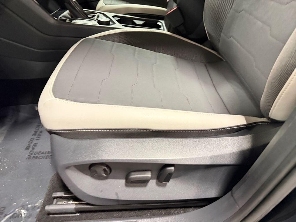 2025 Volkswagen Taos 1.5T SE CLEAN CARFAX