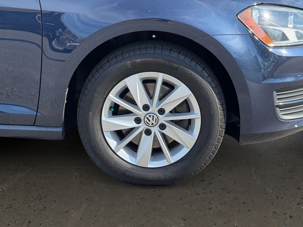 2016 Volkswagen Golf SportWagen S