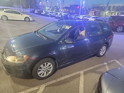 2016 Volkswagen Golf SportWagen S