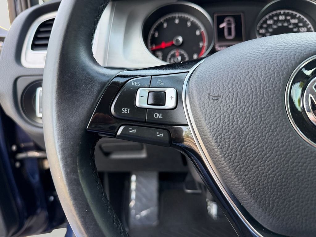 2016 Volkswagen Golf SportWagen S