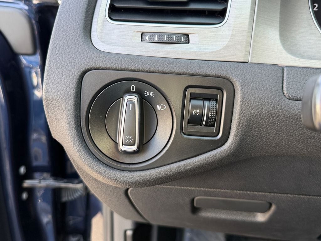 2016 Volkswagen Golf SportWagen S