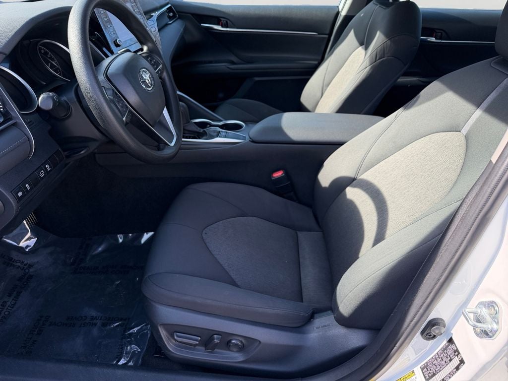 2024 Toyota Camry LE RELIABLE / FUEL EFFICIENT / DRIVE IT TODAY!!!