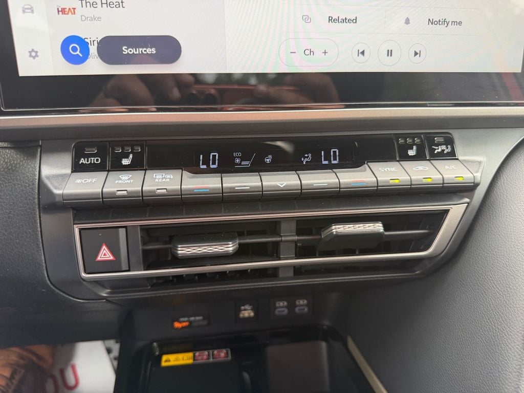 2026 Toyota Camry XSE w/Panoramic Glass Roof